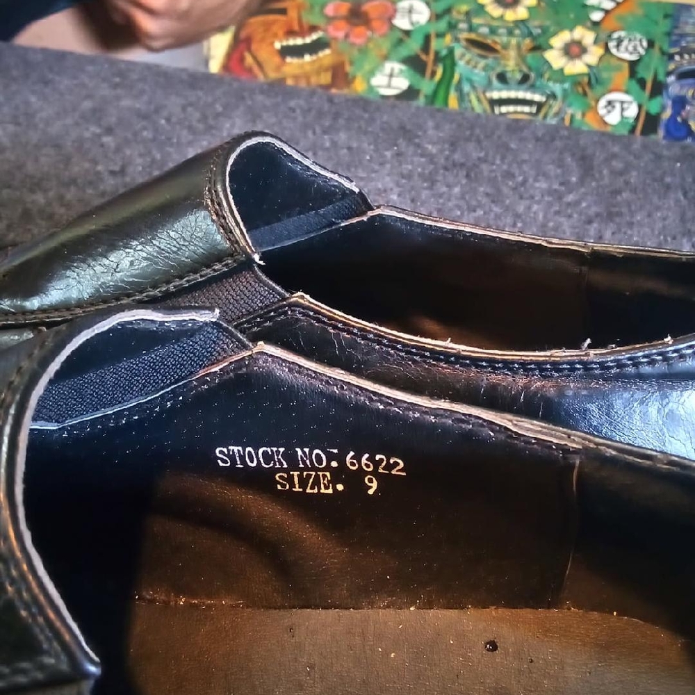 Elegant Black Leather Oxfords for Formal Occasions